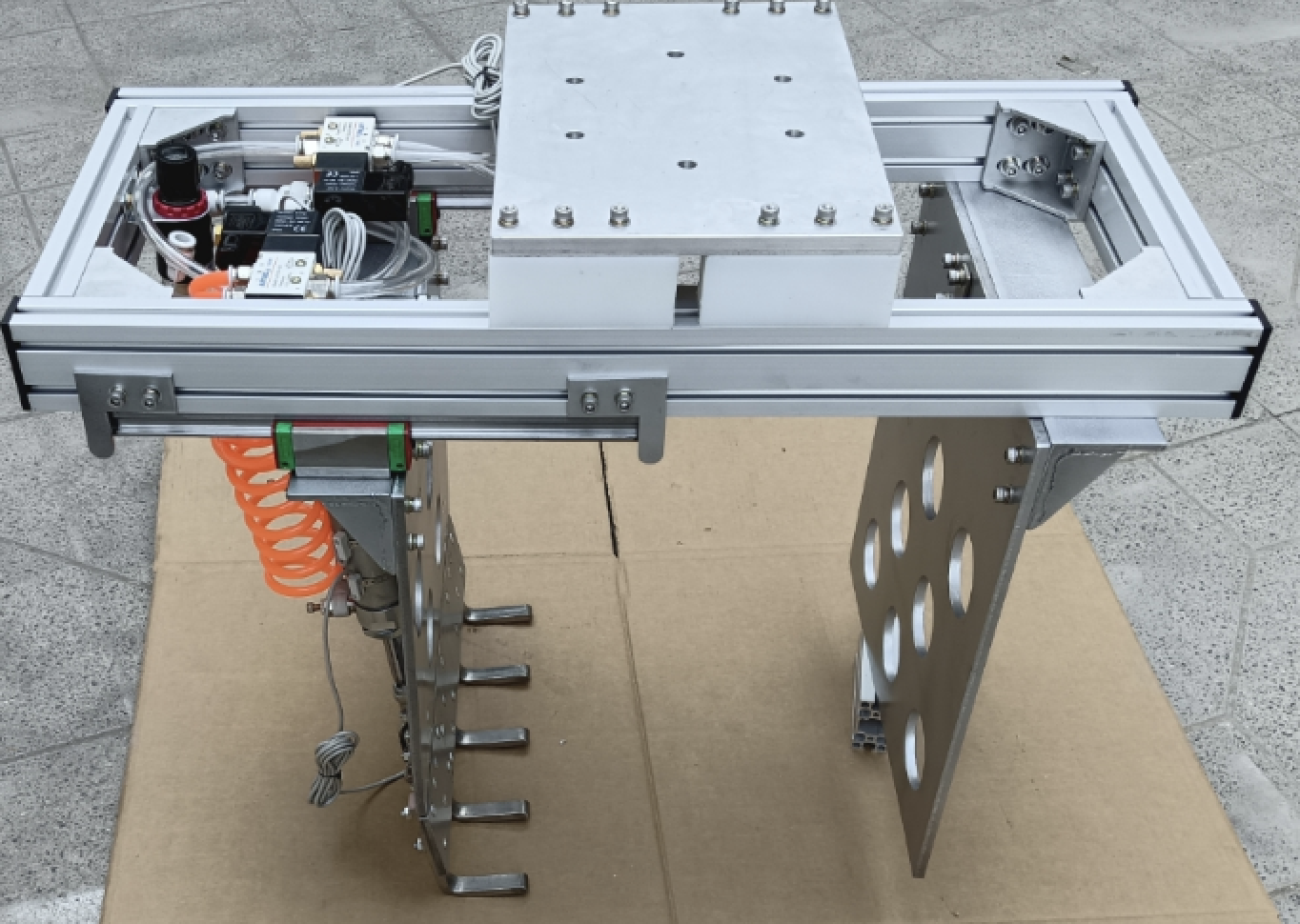 夹爪式夹具-纸箱码垛夹具